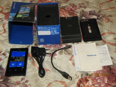 Лот: 4950452. Фото: 1. Nokia Lumia 800! Обмен!. Смартфоны