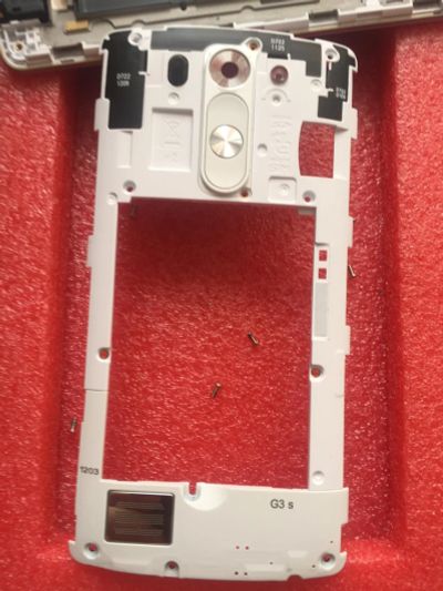 Лот: 7789152. Фото: 1. задняя часть Смартфон lg g3 s... Корпуса, клавиатуры, кнопки