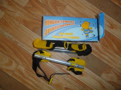 Лот: 8317462. Фото: 1. Коньки зимние двухполозные. Коньки