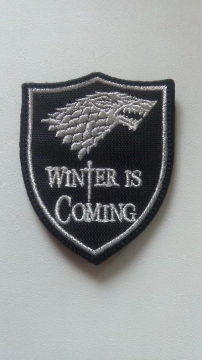 Лот: 6166467. Фото: 1. Шеврон "Winter is coming" (на... Нашивки, шевроны, погоны