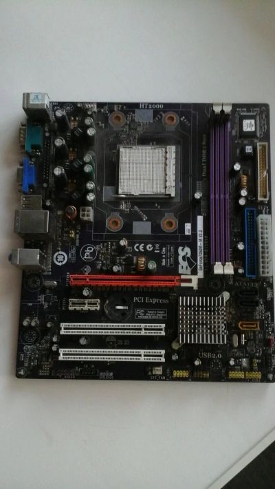 Лот: 13146624. Фото: 1. ECS GeForce7050M-M V2.0 (неиспр... Материнские платы
