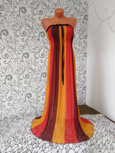 Лот: 14525582. Фото: 1. яркое шифоновое платье. Платья
