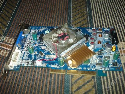 Лот: 247335. Фото: 1. GeForce 7300GT 256mb AGP. Видеокарты