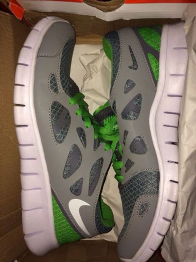 Лот: 3815939. Фото: 1. Nike Free Run + зеленые. Кеды, кроссовки, слипоны