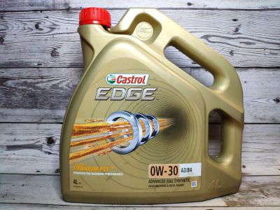 Лот: 14106112. Фото: 1. Масло моторное Castrol EDGE кастрол... Масла, жидкости