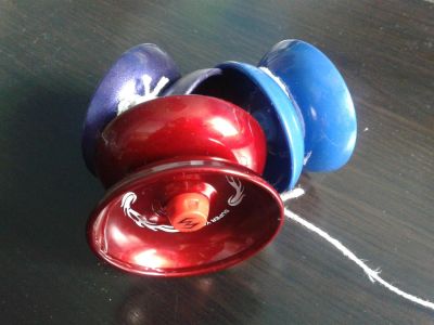Лот: 3001801. Фото: 1. Yo-Yo (металлический с подшипником... Сувенирные мелочи