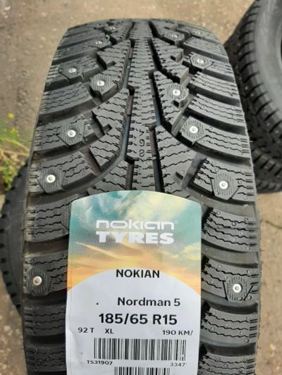 Лот: 17937651. Фото: 1. R15 185/65 Nokian - Nordman 5... Шины