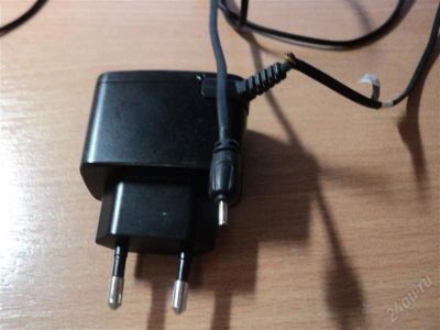 Лот: 1686844. Фото: 1. Зарядка на Nokia. Зарядные устройства, блоки питания, адаптеры сетевые для смартфонов