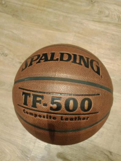 Лот: 10643844. Фото: 1. Баскетбольный мяч Spalding TF-500. Мячи, ракетки, шайбы, клюшки