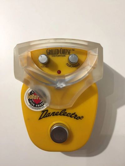 Лот: 19198996. Фото: 1. Danelectro Grilled Cheese Distortion... Гитарные эффекты и комбоусилители