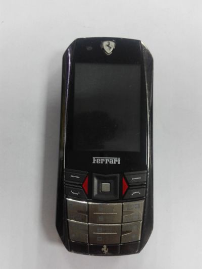 Лот: 12193875. Фото: 1. Ferrari. Чехлы, бамперы