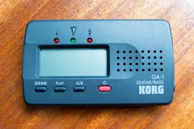 Лот: 7839398. Фото: 1. KORG GA-1 цифровой тюнер для гитары... Другое (музыкальные инструменты и оборудование)