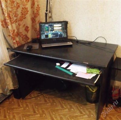 Лот: 2893016. Фото: 1. стол компьютерный. Столы, стулья, обеденные группы