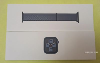 Лот: 25741487. Фото: 1. Смарт-часы Apple Watch SE 2024... Смарт-часы, фитнес-браслеты, аксессуары