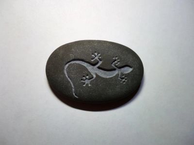 Лот: 9375420. Фото: 1. Сувенир из камня вырезанная в... Талисманы, амулеты, предметы для магии
