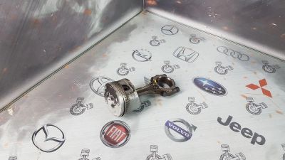Лот: 23583340. Фото: 1. Шатун Toyota Sprinter Carib 4A-FE... Двигатель и элементы двигателя