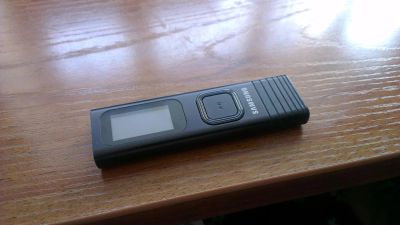 Лот: 3850363. Фото: 1. Samsung YP-U7 Black. Плееры