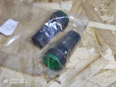 Лот: 17233571. Фото: 1. Кнопка сигнальная XB7-NW3-B1+1N0. Реле, тумблеры, переключатели