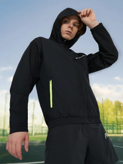 Лот: 25200853. Фото: 1. Ветровка для мальчиков FILA, Черный. Другое (спортивная одежда)