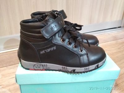 Лот: 15084376. Фото: 1. Новые демисезонные ботинки. Ботинки