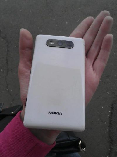 Лот: 4099081. Фото: 1. Nokia Lumia 820 c поддержкой 4... Смартфоны