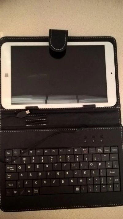 Лот: 6527640. Фото: 1. EZpad mini2 + клавиатура-чехол. Планшеты