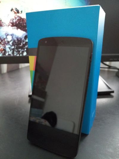 Лот: 7170599. Фото: 1. Смартфон LG Nexus 5 16GB Black. Смартфоны