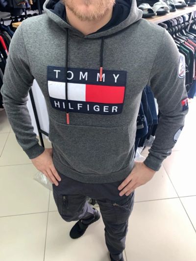 Лот: 17161184. Фото: 1. Толстовка Tommy Hilfiger. Свитеры, толстовки, худи