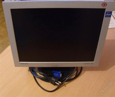 Лот: 1878275. Фото: 1. Монитор SAMSUNG SyncMaster 152V. ЖК-мониторы