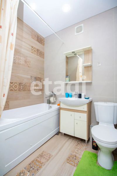Лот: 25373403. Фото: 1. 2-комн. квартира , Красноярск... Квартиры, студии