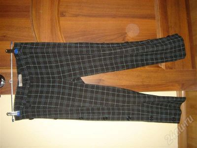 Лот: 338824. Фото: 1. Брюки-капри р.42. Брюки, шорты