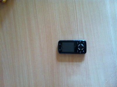 Лот: 1011046. Фото: 1. телефон sony ericsson f305 продам... Кнопочные мобильные телефоны