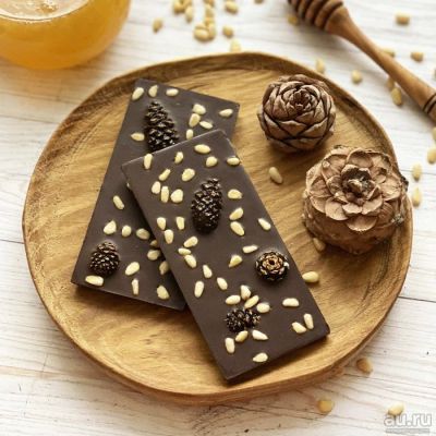 Лот: 17192041. Фото: 1. Домашний шоколад на меду с сосновыми... Шоколад, конфеты