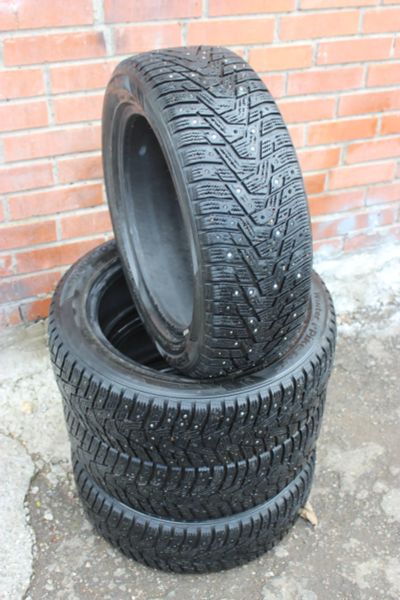 Лот: 25743908. Фото: 1. Шины зимние Hankook 195 55 16... Шины