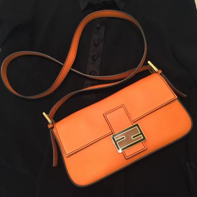 Лот: 6707264. Фото: 1. Сумка FENDI оригинал. Сумки