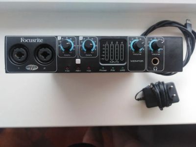 Лот: 25059409. Фото: 1. Внешняя звуковая карта Focusrite... Звуковые карты