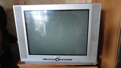 Лот: 5690277. Фото: 1. телевизор большой. Телевизоры