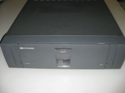 Лот: 17881305. Фото: 1. Видеомагнитофон GoldStar P-R500AW. Видеомагнитофоны