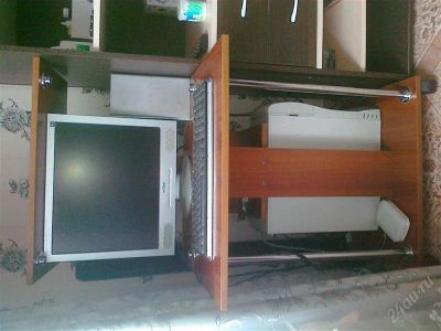 Лот: 2807059. Фото: 1. Компьютерный стол. Компьютерные и письменные столы