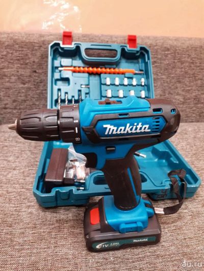 Лот: 17313024. Фото: 1. Шуруповёрт makita 21в с набором... Электроинструмент