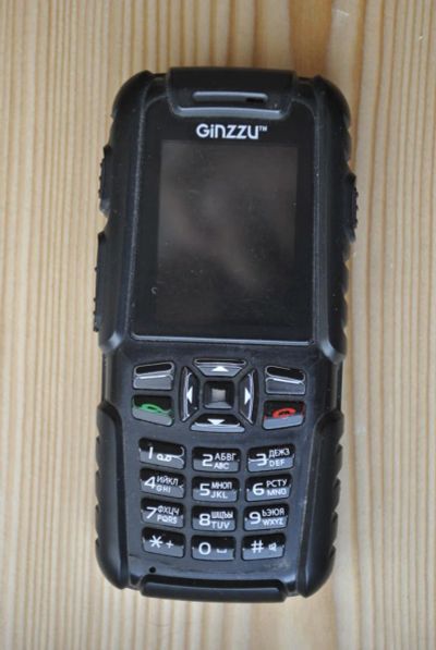 Лот: 6683871. Фото: 1. Ginzzu R6 Ultimate. Кнопочные мобильные телефоны