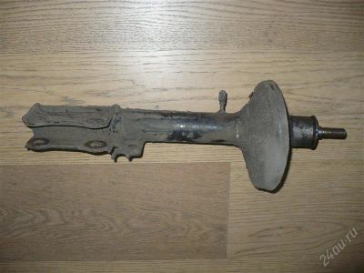 Лот: 1428421. Фото: 1. Задние стойки TOYOTA CARINA на... Ходовая, подвеска, рулевое управление