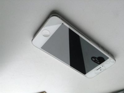 Лот: 3931966. Фото: 1. iPhone 5 64gb white только сегодня... Смартфоны