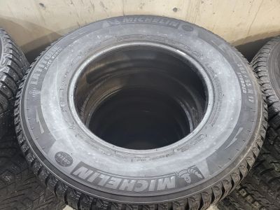 Лот: 23692552. Фото: 1. Зимние шины Michelin Latitude... Шины