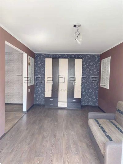 Лот: 20287584. Фото: 1. 1-комнатная квартира на ул. Крупской... Квартиры, студии