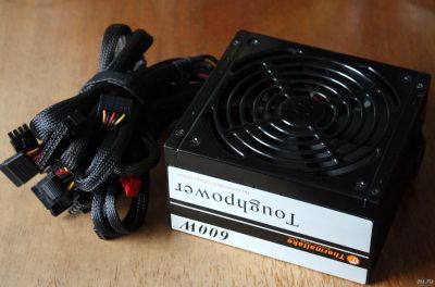 Лот: 17208786. Фото: 1. Thermaltake Toughpower 600W. Корпуса, блоки питания