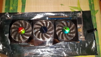 Лот: 5731270. Фото: 1. видеокарта Radeon HD 6870 Gigabyte. Видеокарты
