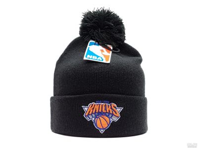 Лот: 18575596. Фото: 1. Шапка Knicks FC NBA New Era. Головные уборы