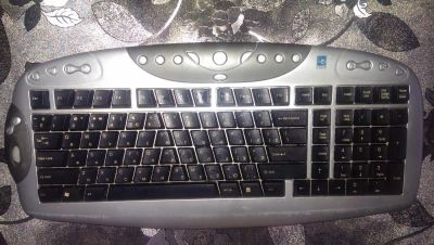 Лот: 6512967. Фото: 1. Беспроводной комплект клавиатуры... Клавиатуры и мыши