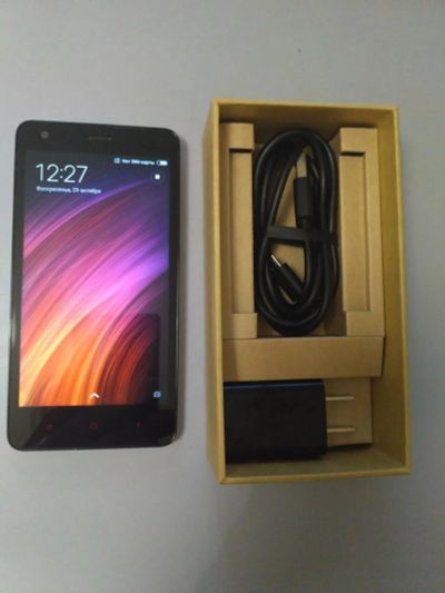 Лот: 10526412. Фото: 1. Смартфон Xiaomi redmi 2. Смартфоны